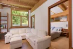 Exklusiver Bungalow in Sonnenlage mit Schwimmteich