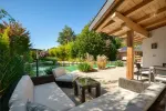 Exklusiver Bungalow in Sonnenlage mit Schwimmteich