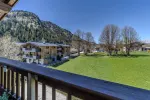 Sonnige Dachgeschoßwohnung mit Bergblick