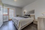 Sonnige Dachgeschoßwohnung mit Bergblick