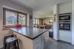 Sonnige Dachgeschoßwohnung mit Bergblick
